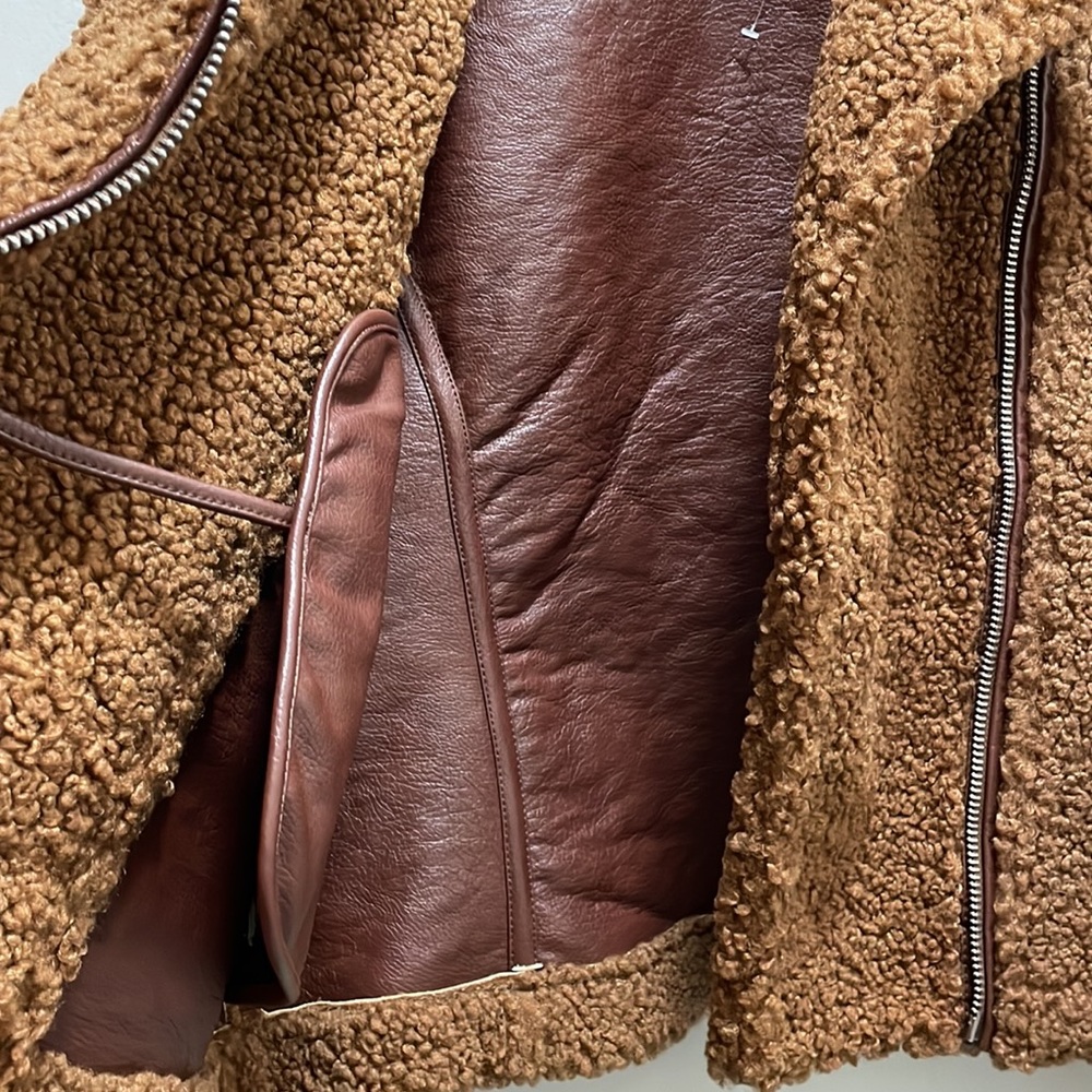 A&F jacket - Picture 3 of 3